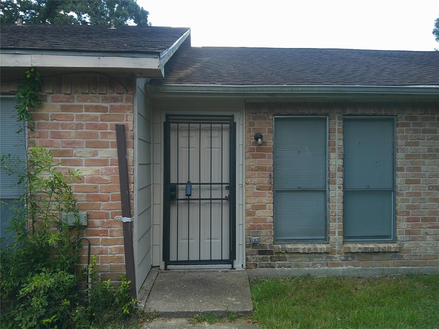 5771 Easthampton Drive - Photo 1