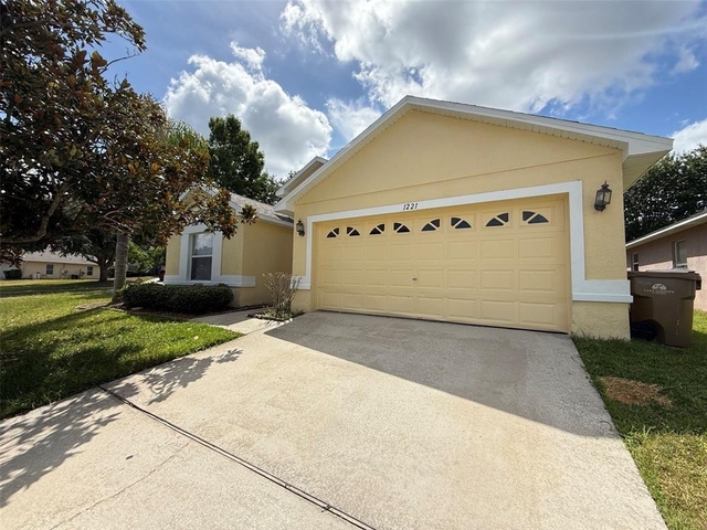 1221 Singleton Circle - Photo 1