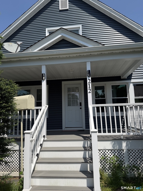 212 Maple Hill Avenue - Photo 1