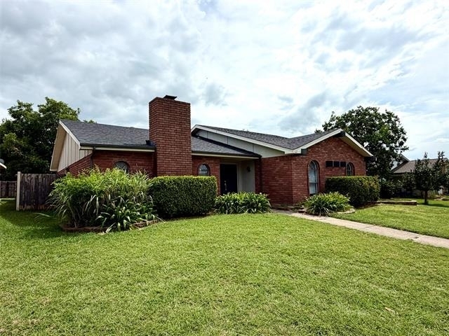 5221 Reed Drive - Photo 1