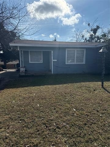 910 Circle Drive - Photo 1