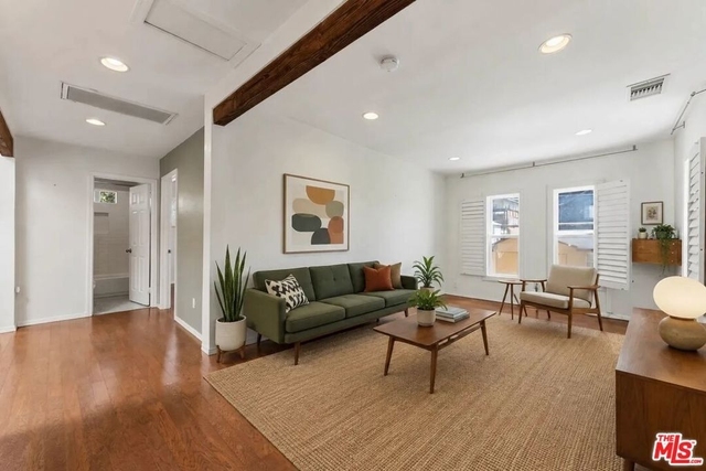 422 James Street - Photo 1