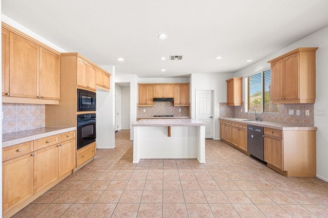 83448 Wagon Road - Photo 1