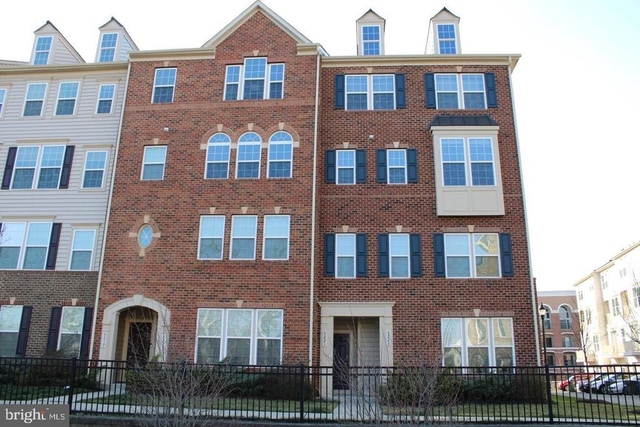 5221 Sable Court - Photo 1