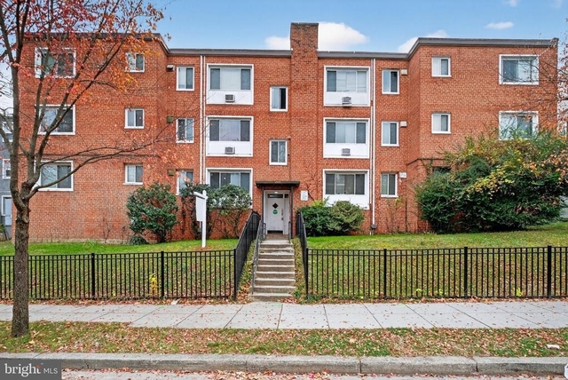 2901 Gainesville Street Se - Photo 1