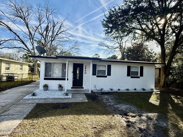 2540 W 25th Street - Photo 1