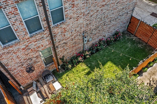 1028 Patterson - Photo 1