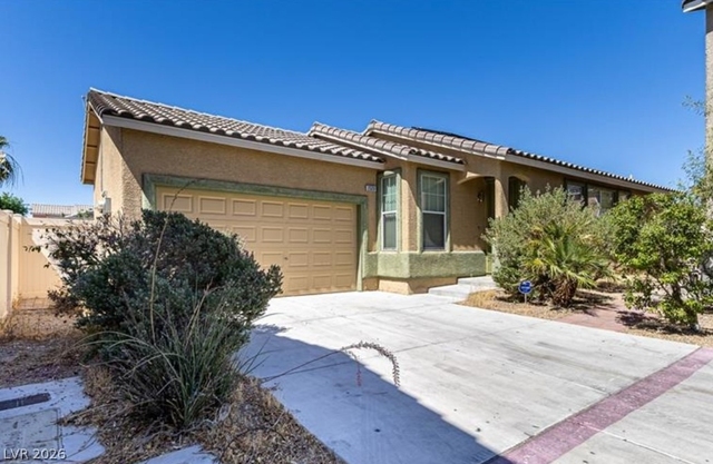 2520 Bottle Palm Court - Photo 1
