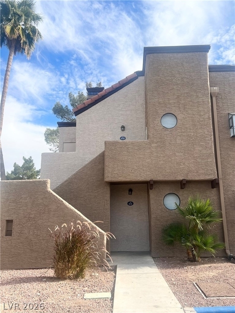 2989 Juniper Hills Boulevard - Photo 1
