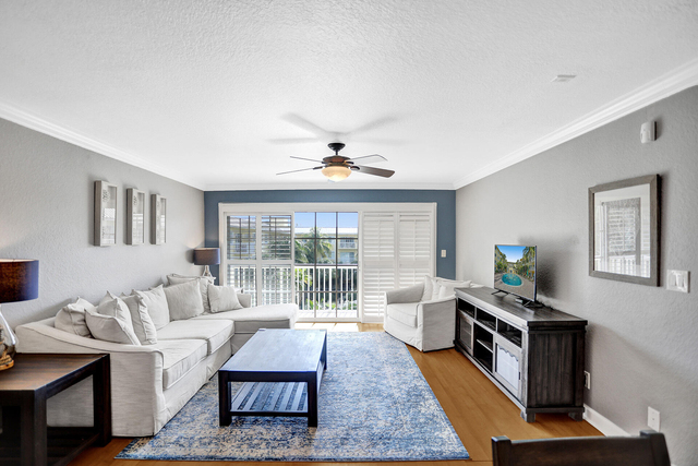 1501 E Broward Boulevard - Photo 1