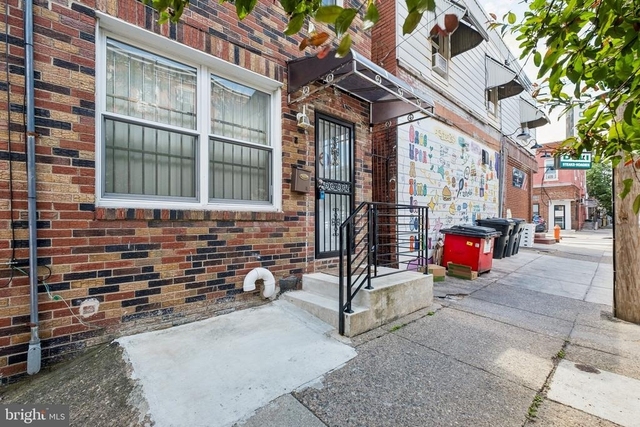 732 Dickinson Street - Photo 1
