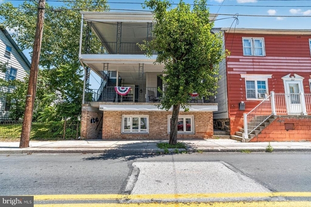 256 S Washington Street - Photo 1