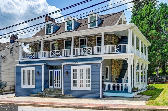 8345 Main Street - Photo 1