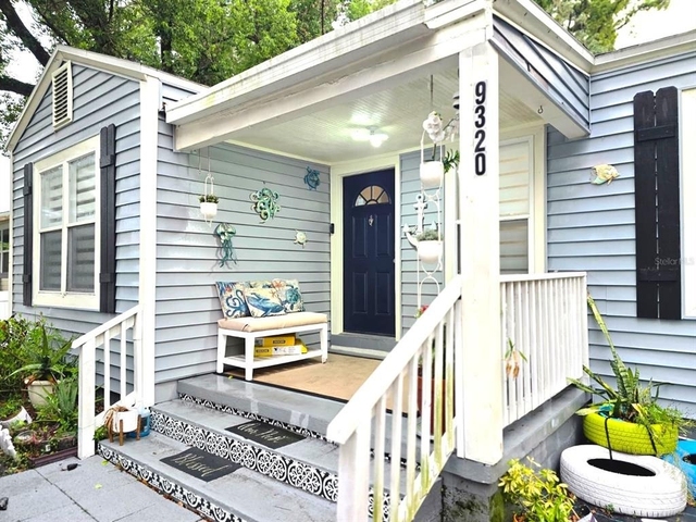 9320 N Elmer Street - Photo 1