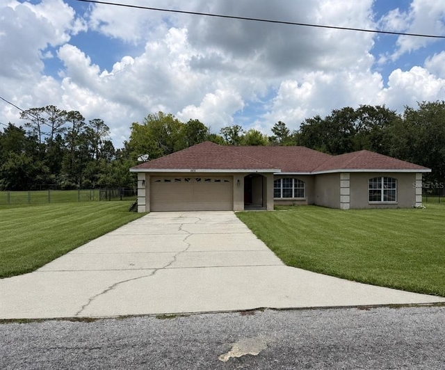 9371 Se 108th Place - Photo 1