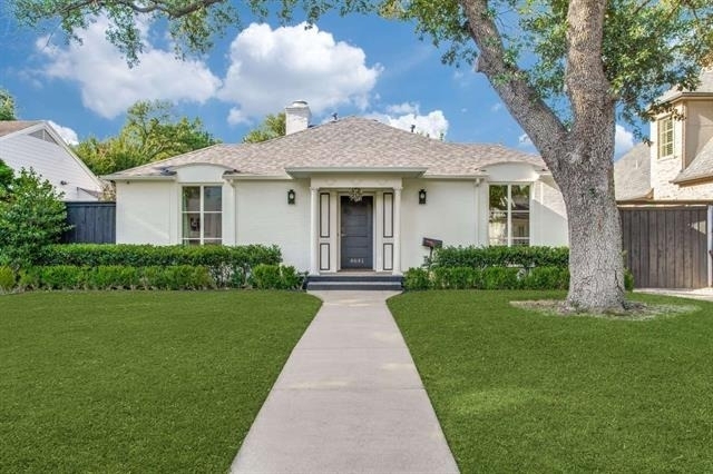 4641 Belclaire Avenue - Photo 1