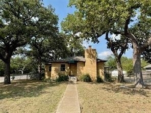 201 E 3rd Street - Photo 1