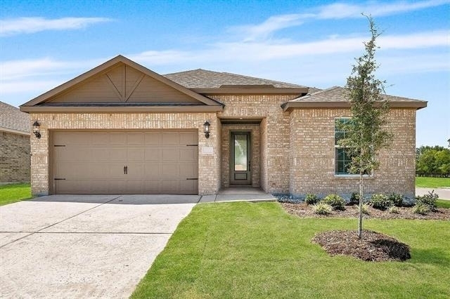 2032 Brentwood Drive - Photo 1