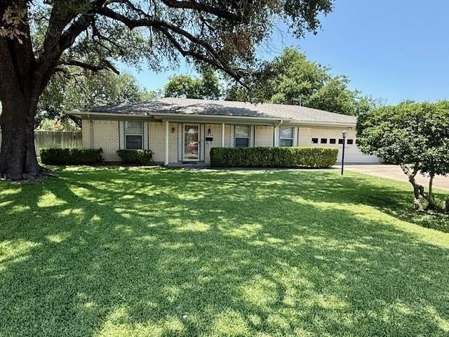 3820 Sagebrush Road - Photo 1