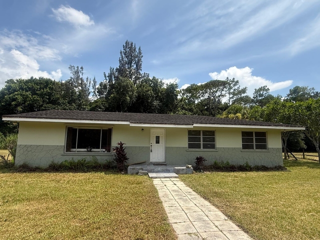 13886 N 22nd Road N - Photo 1