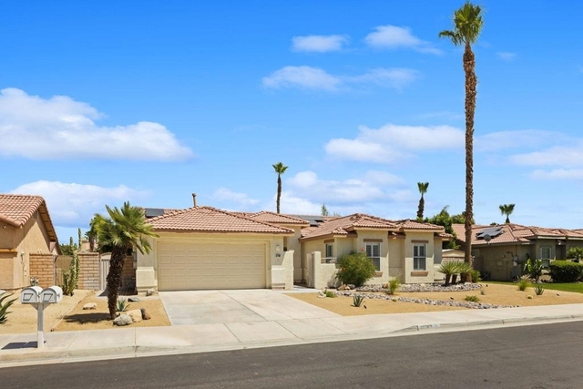 37762 Drexell Drive - Photo 1