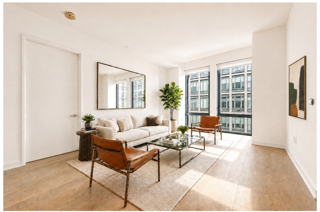 77 Charlton Street - Photo 1