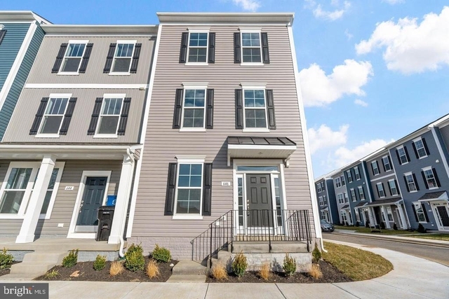 646 Hemsworth Lane - Photo 1