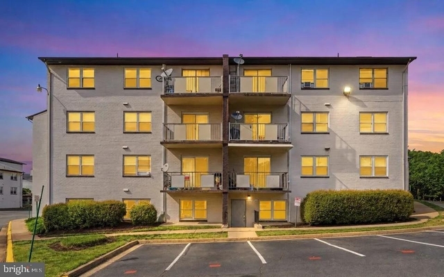 4260 Buckman Road - Photo 1