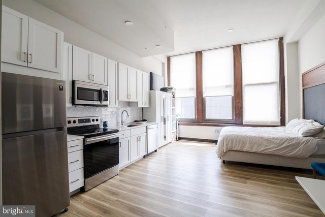 1300 S 19th Street - Photo 1