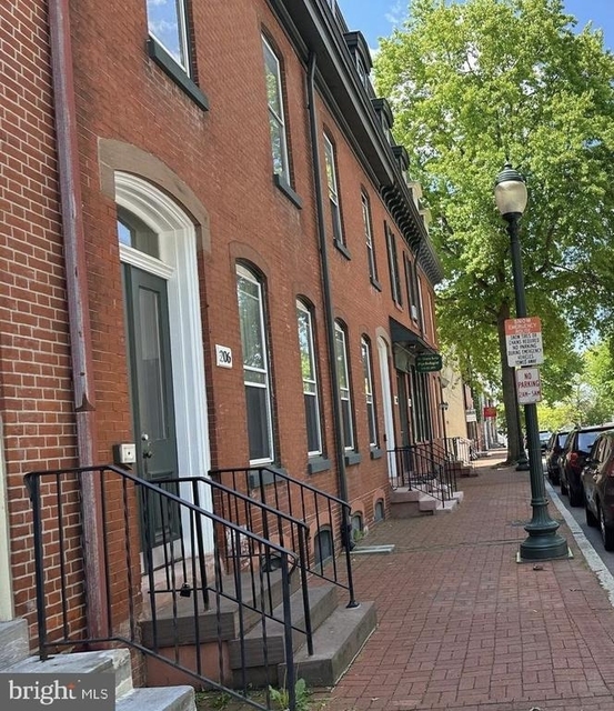 208 W Gay Street - Photo 1