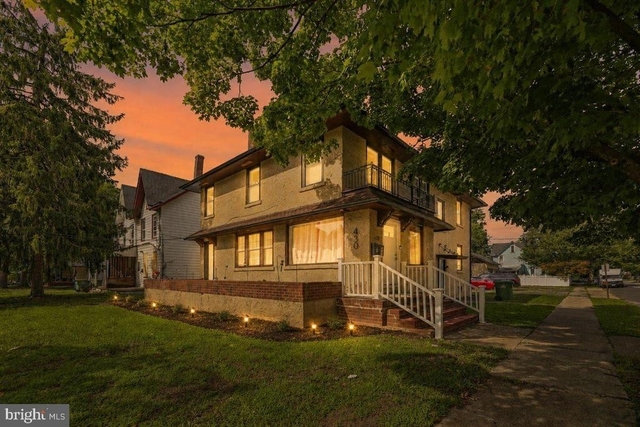 430 Cinnaminson Avenue - Photo 1