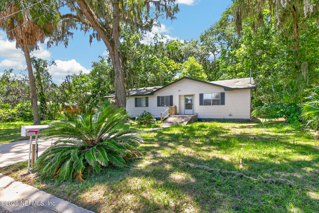 417 S Pine Avenue - Photo 1