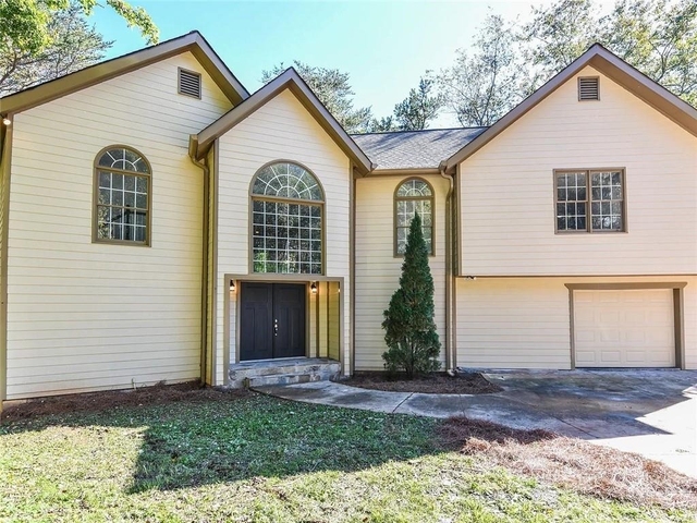 235 Moss Overlook Road - Photo 1