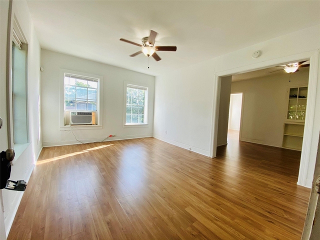 1 Sidney Street - Photo 1