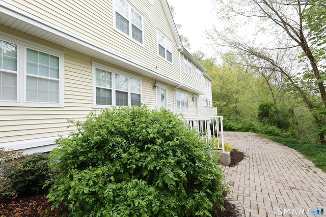 633 Danbury Road - Photo 1