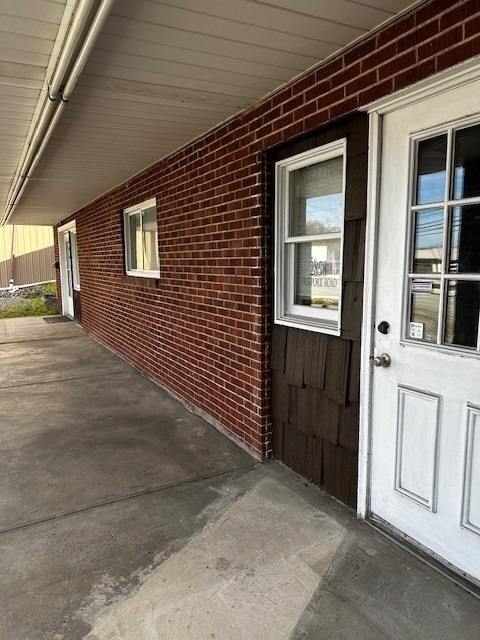 2858 B Freeport Road - Photo 1