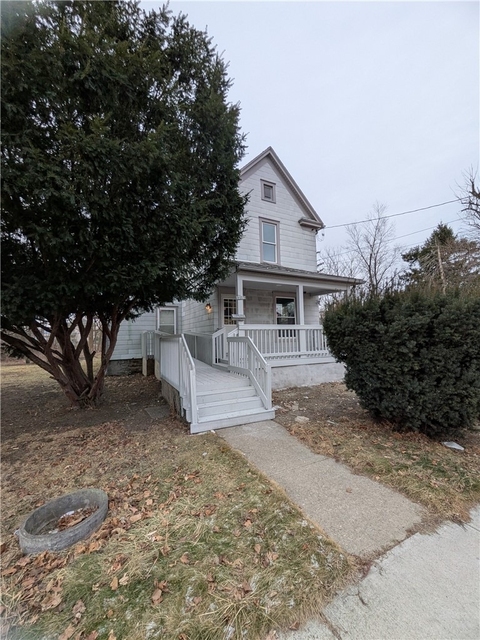 315 Sullivan Street - Photo 1