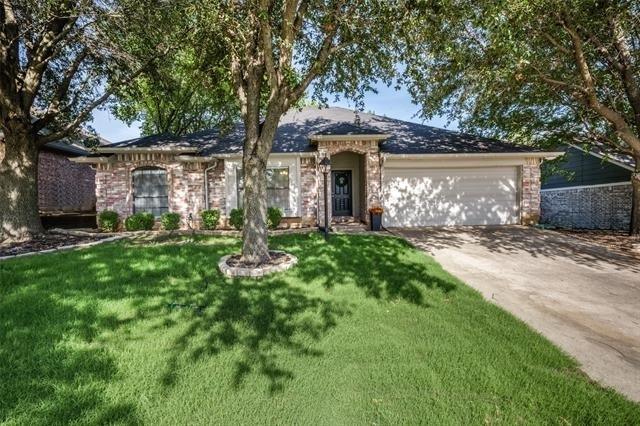 2515 Mountainview Drive - Photo 1
