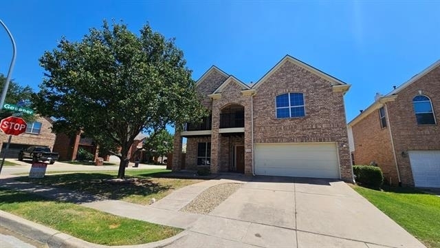 5236 Hilcroft Road - Photo 1