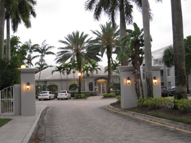 620 Sw 111th Avenue - Photo 1