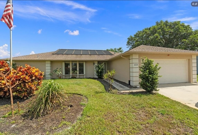 329 Se Oakridge Drive - Photo 1