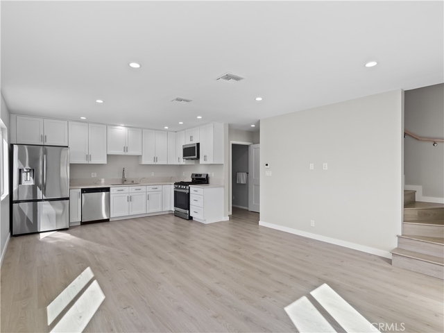 7318 Leescott Avenue - Photo 1
