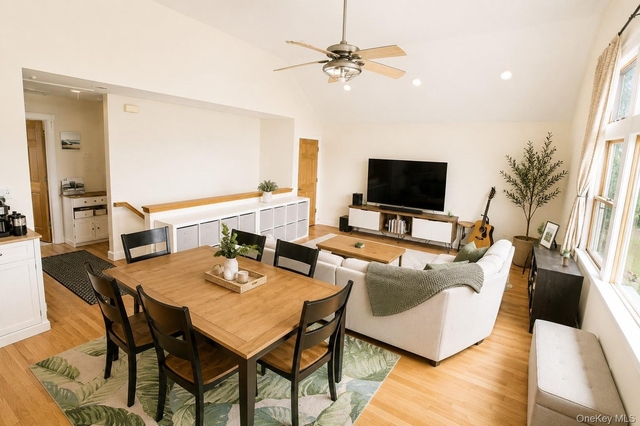 649 W Park Avenue - Photo 1