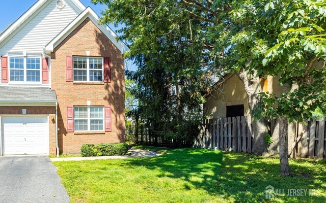 315 Birch Court - Photo 1