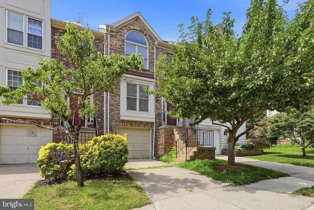 46733 Woodmint Terrace - Photo 1