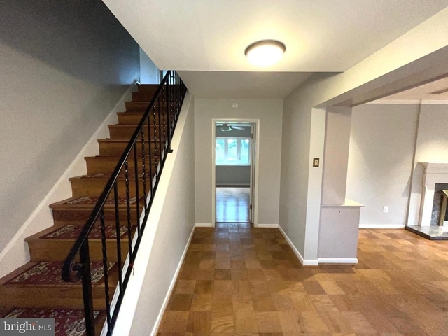 6933 Tyndale Street - Photo 1