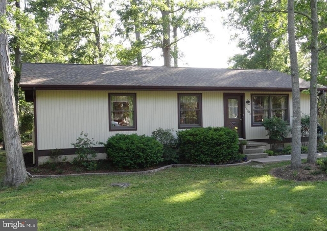 21585 America Street - Photo 1