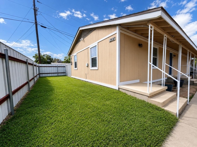 1208 Bundrant Dr - Photo 1