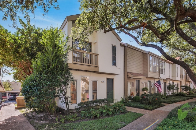 2100 Tanglewilde Street - Photo 1