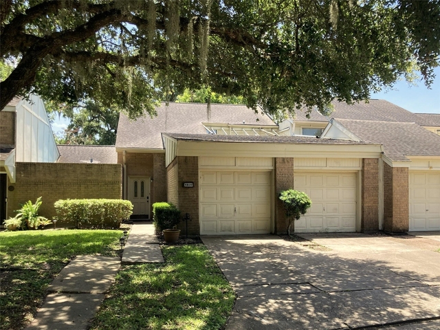 1830 Veranda Drive - Photo 1